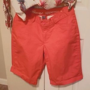 Eddie Bauer legendary wash curvy shorts